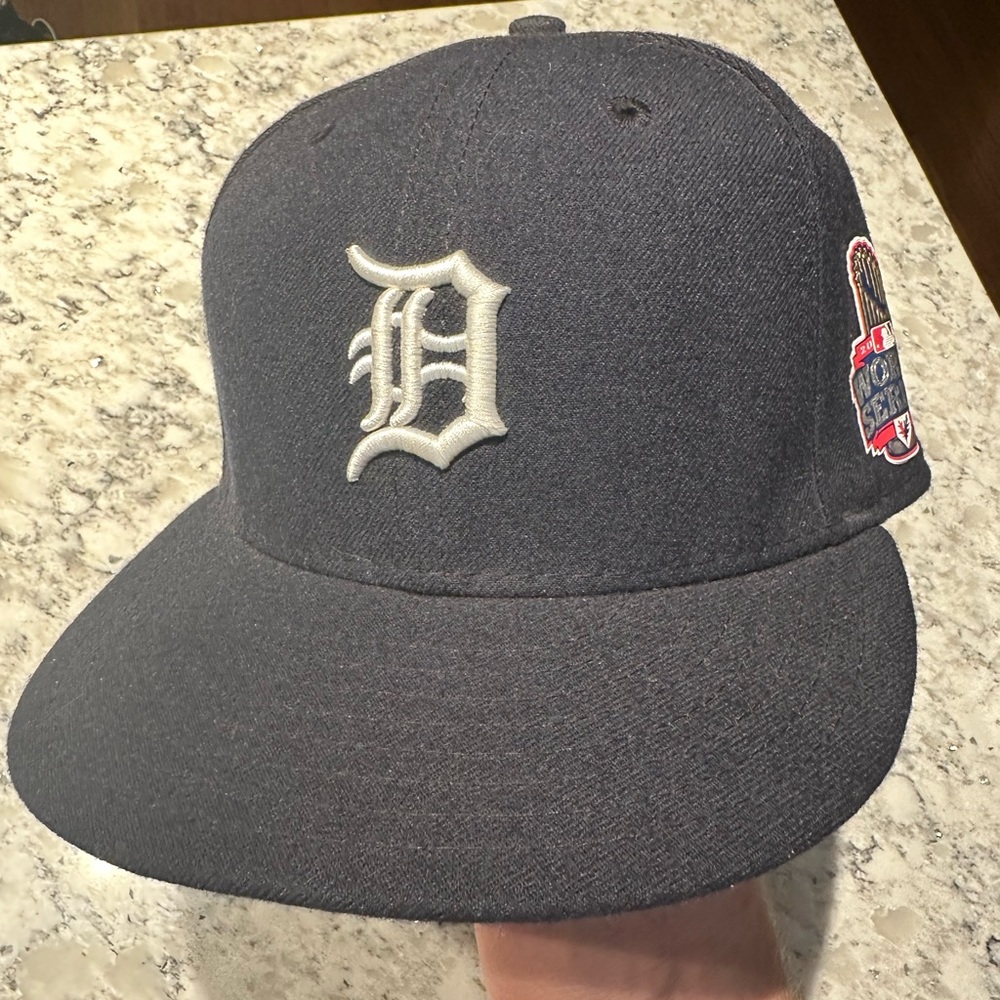 New Era 59Fifty Detroit Tigers 2012 World Series ball cap.  Size 7-1/2